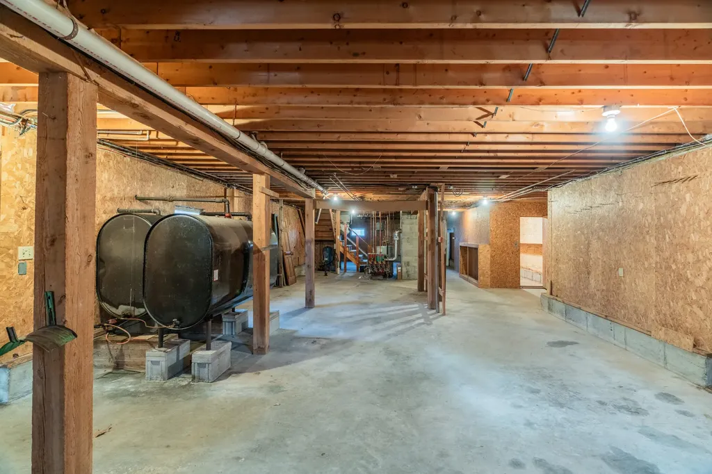 72 Old Ferry Road Phippsburg ME 04562