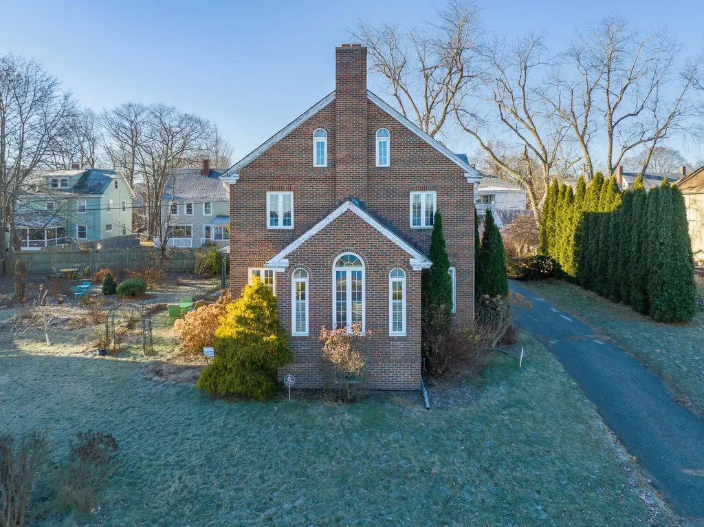114 Baxter Boulevard Portland ME 04101