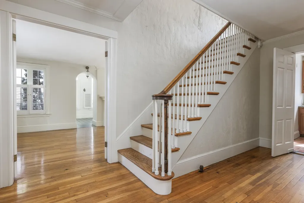 114 Baxter Boulevard Portland ME 04101