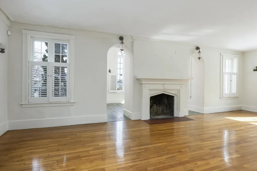 114 Baxter Boulevard Portland ME 04101