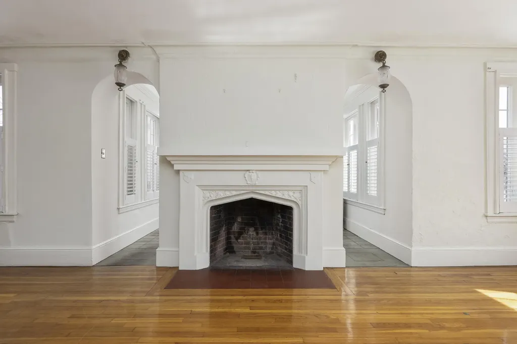 114 Baxter Boulevard Portland ME 04101
