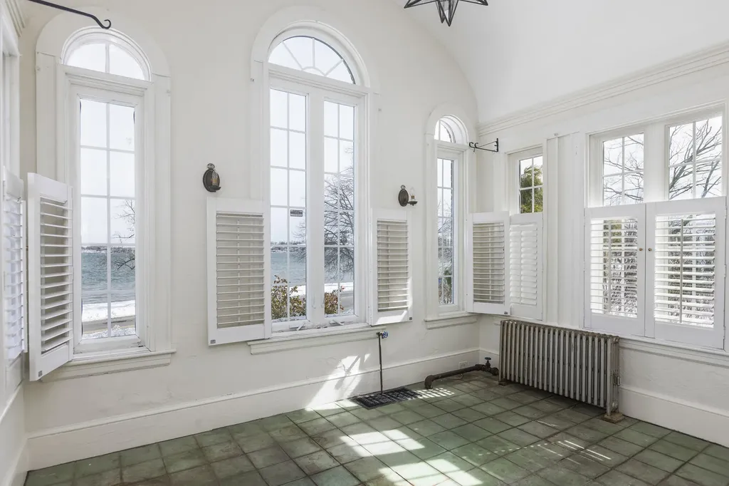 114 Baxter Boulevard Portland ME 04101