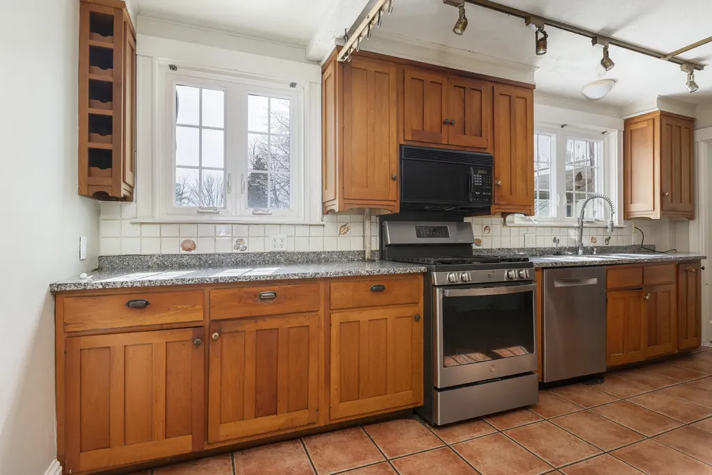 114 Baxter Boulevard Portland ME 04101
