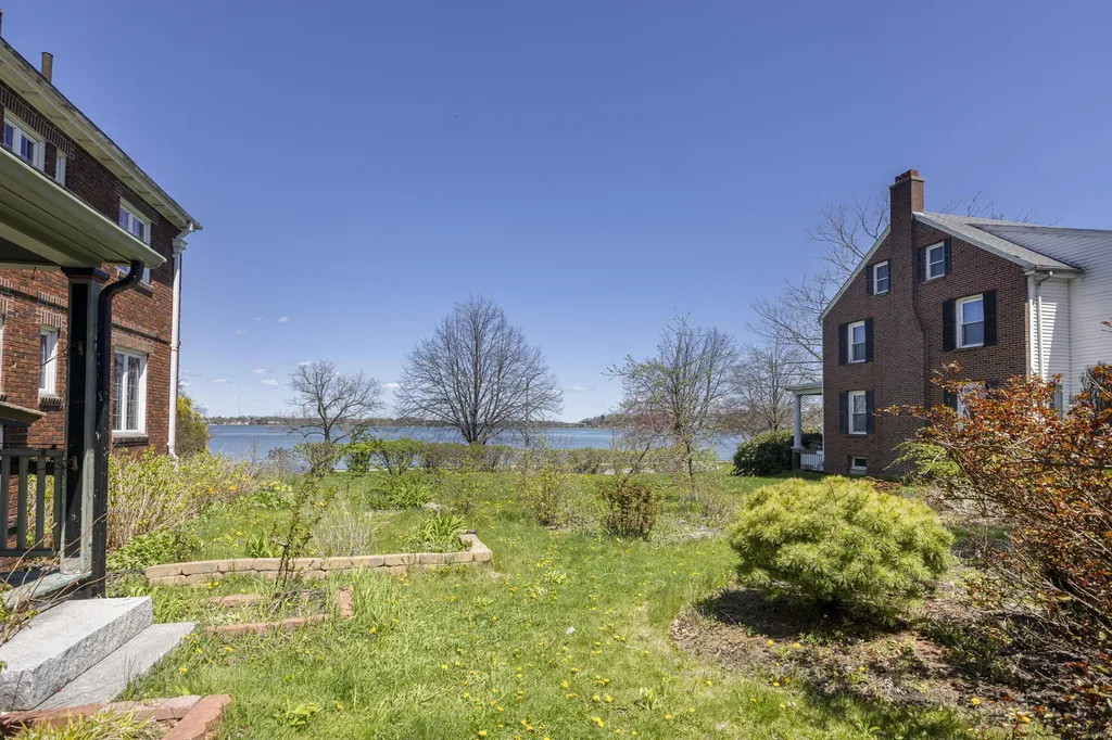 114 Baxter Boulevard Portland ME 04101