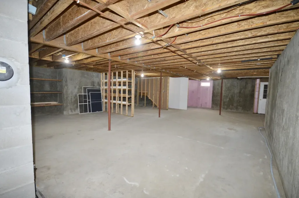 28 Overlook Drive Canaan ME 04924
