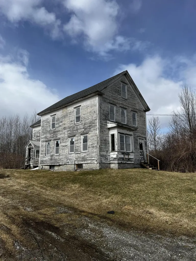 1210 Clinton Avenue Benton ME 04901