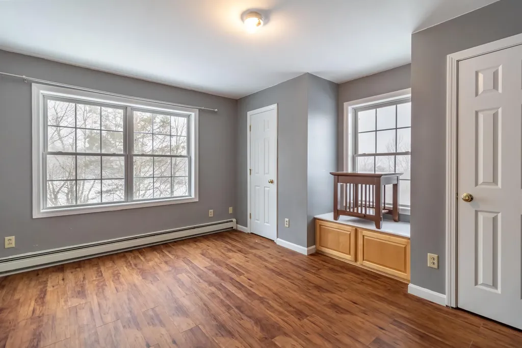 11 City View Drive Holden ME 04429