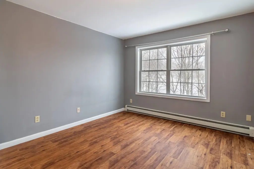 11 City View Drive Holden ME 04429