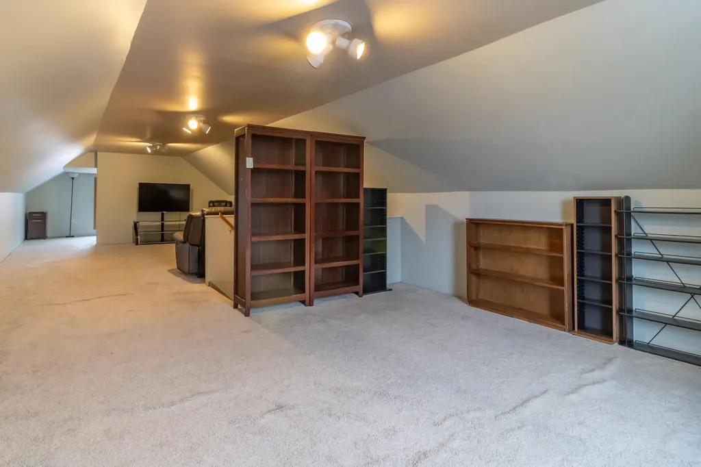 11 City View Drive Holden ME 04429