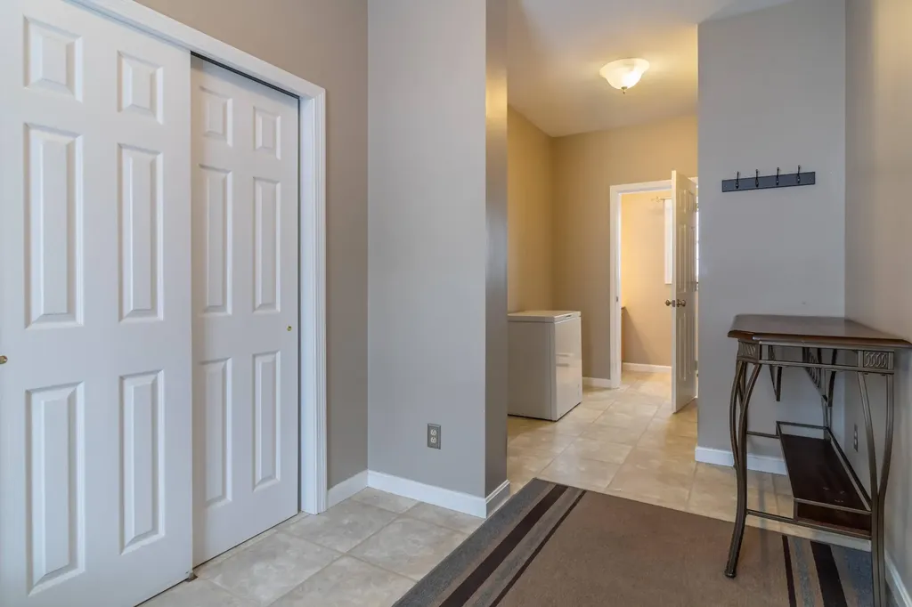 11 City View Drive Holden ME 04429