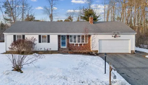 40 Bouchard Drive Brunswick ME 04011