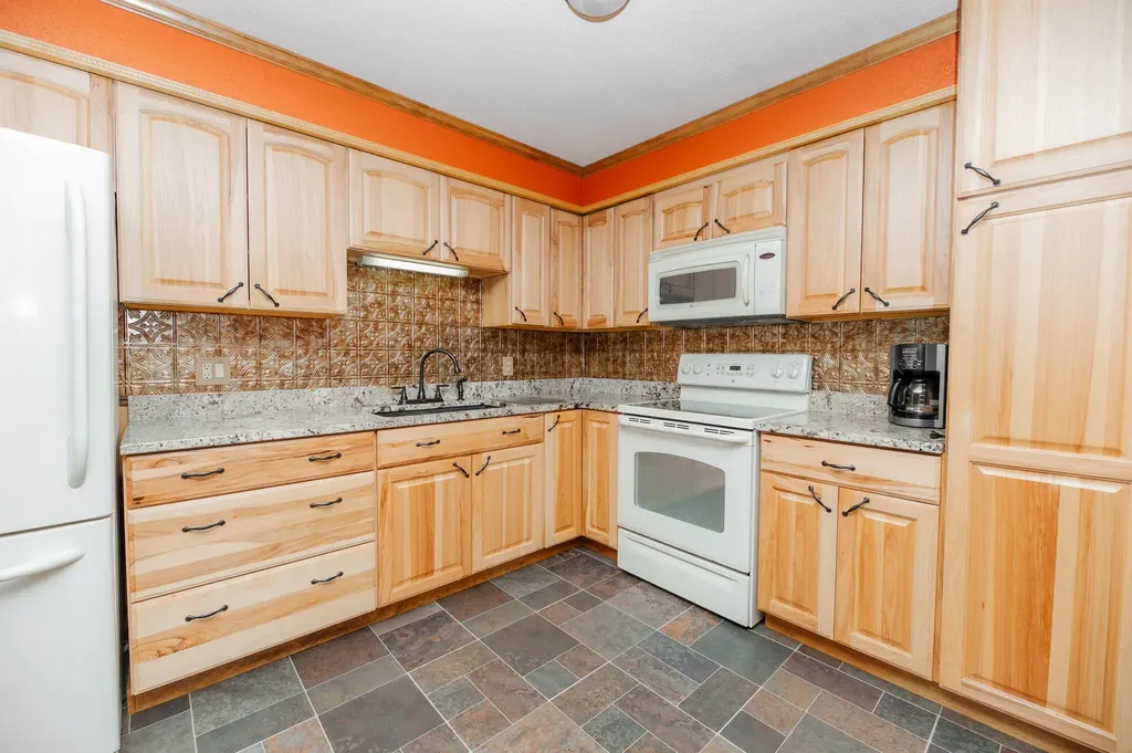 148 Stanwood Park Circle Farmington ME 04938