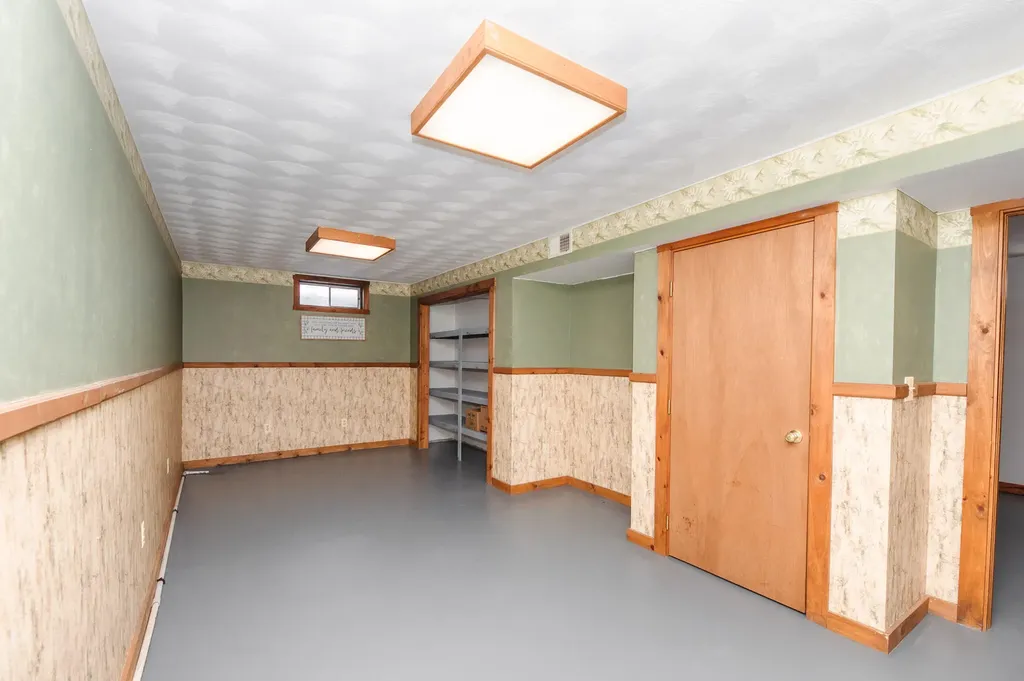 148 Stanwood Park Circle Farmington ME 04938