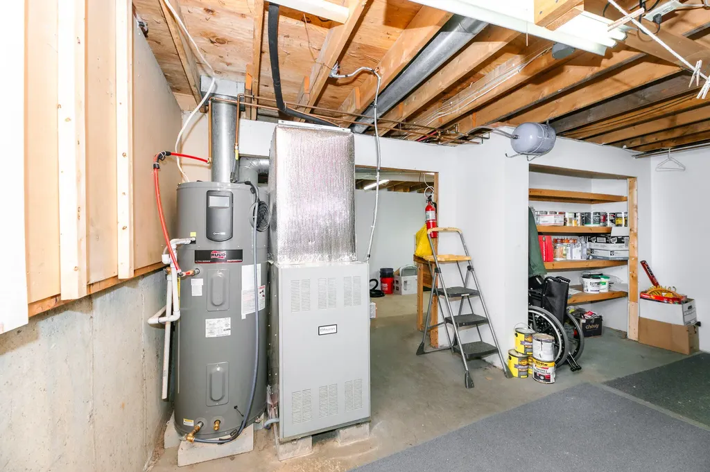 148 Stanwood Park Circle Farmington ME 04938