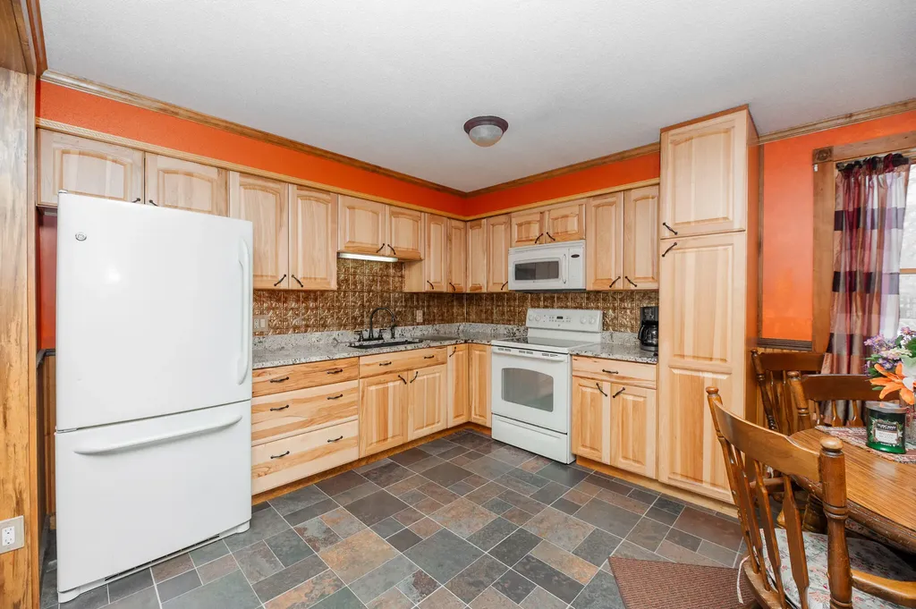 148 Stanwood Park Circle Farmington ME 04938