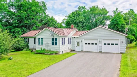 148 Stanwood Park Circle Farmington ME 04938