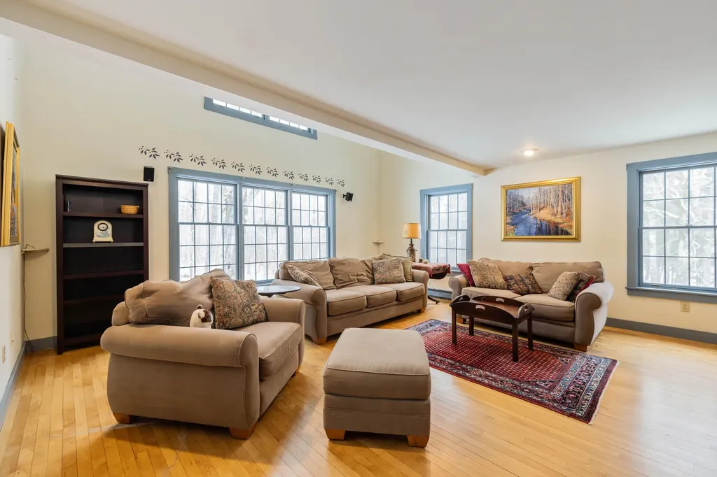 2 Autumn Circle Kennebunk ME 04043