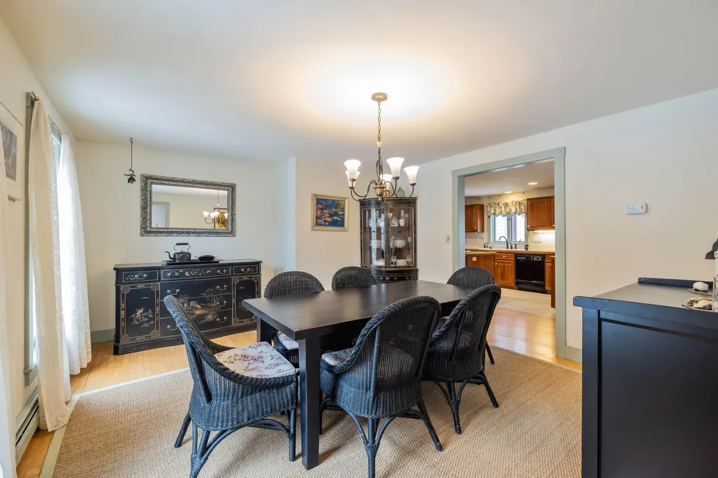 2 Autumn Circle Kennebunk ME 04043