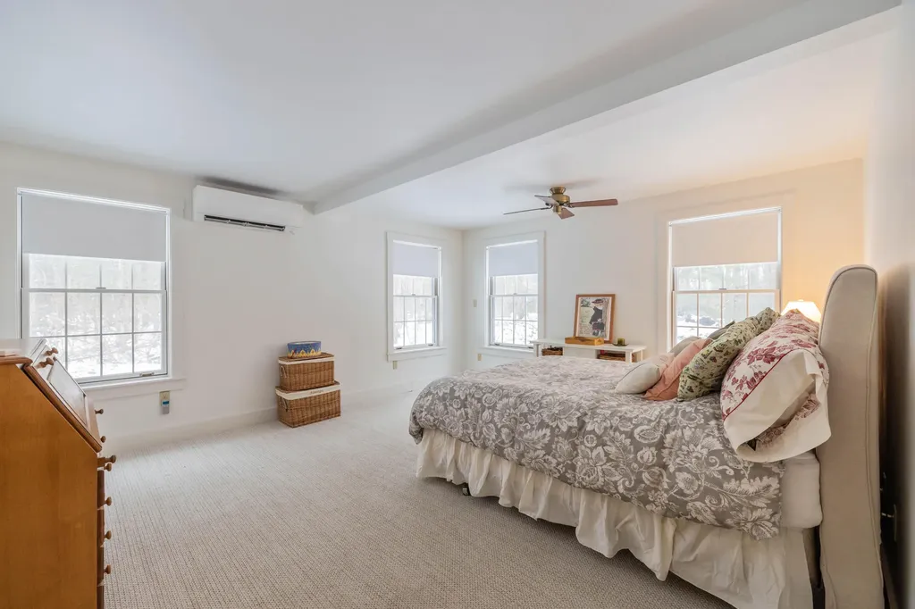 2 Autumn Circle Kennebunk ME 04043