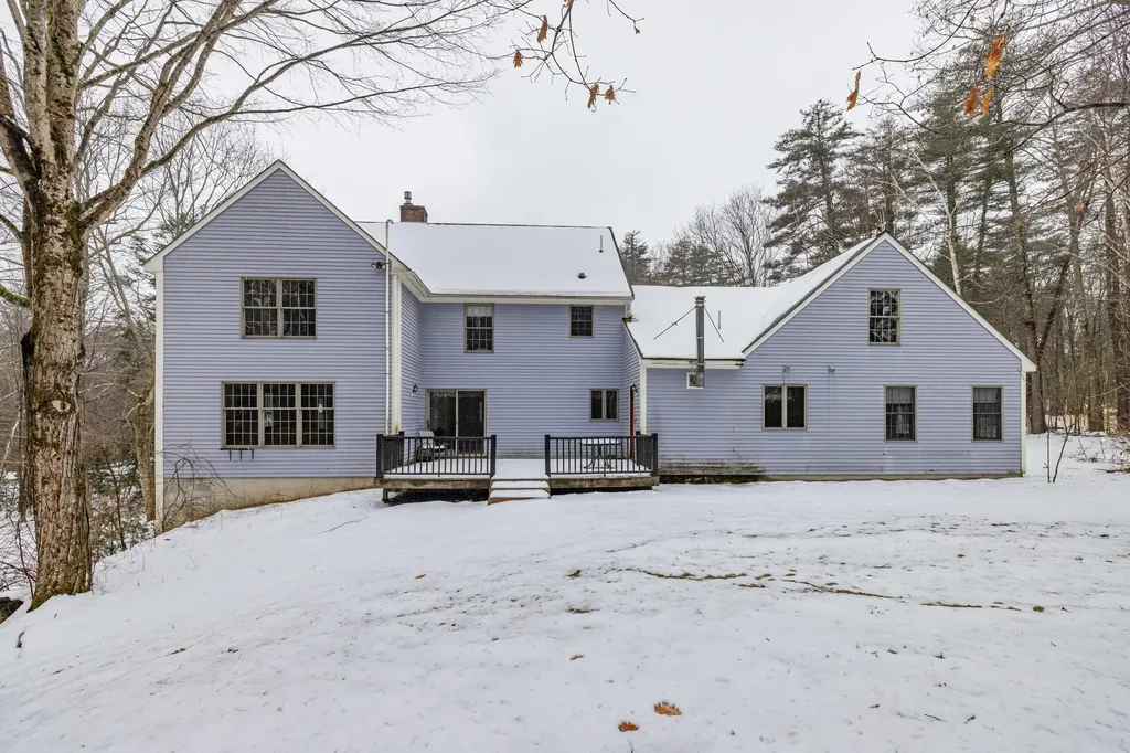 2 Autumn Circle Kennebunk ME 04043