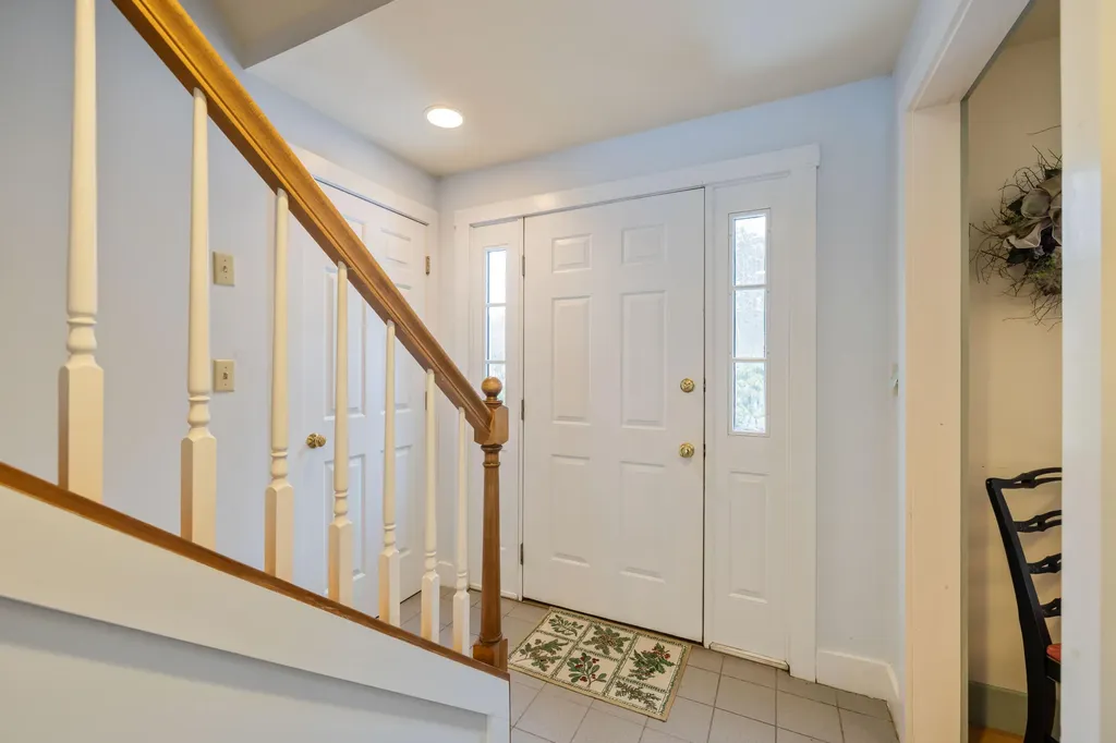 2 Autumn Circle Kennebunk ME 04043