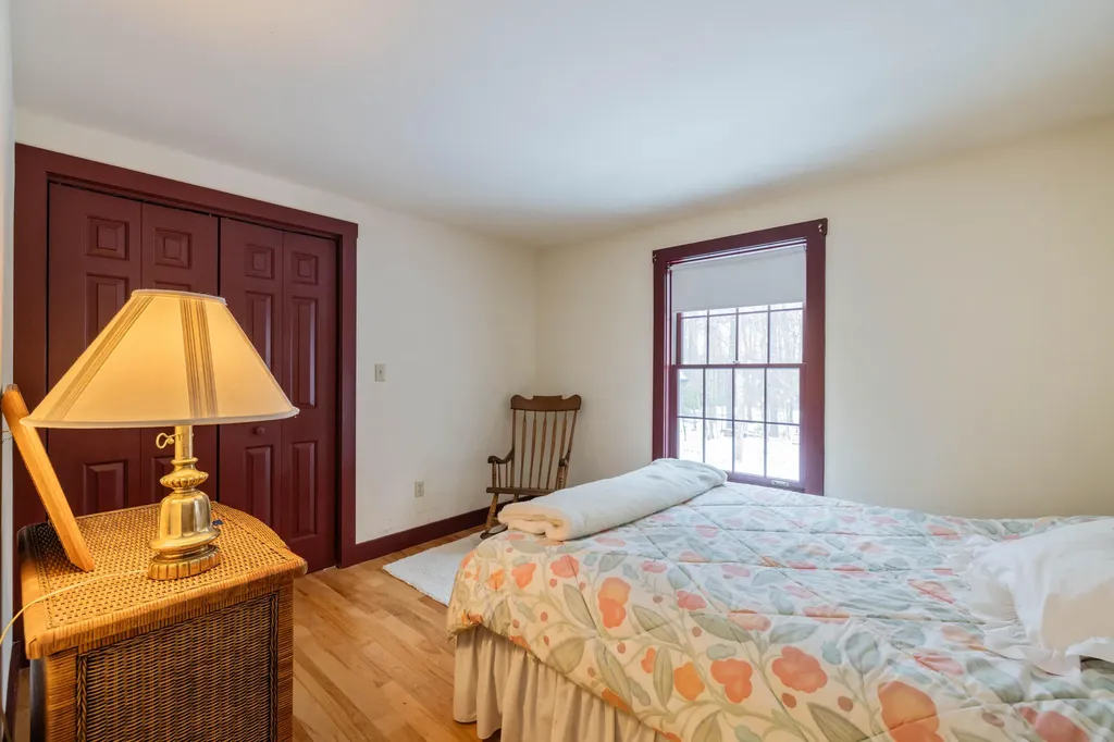 2 Autumn Circle Kennebunk ME 04043