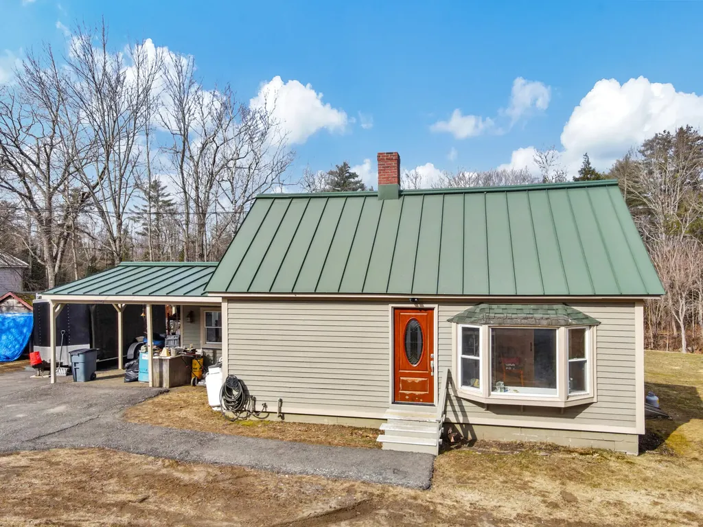 149 Bassett Road Winslow ME 04901