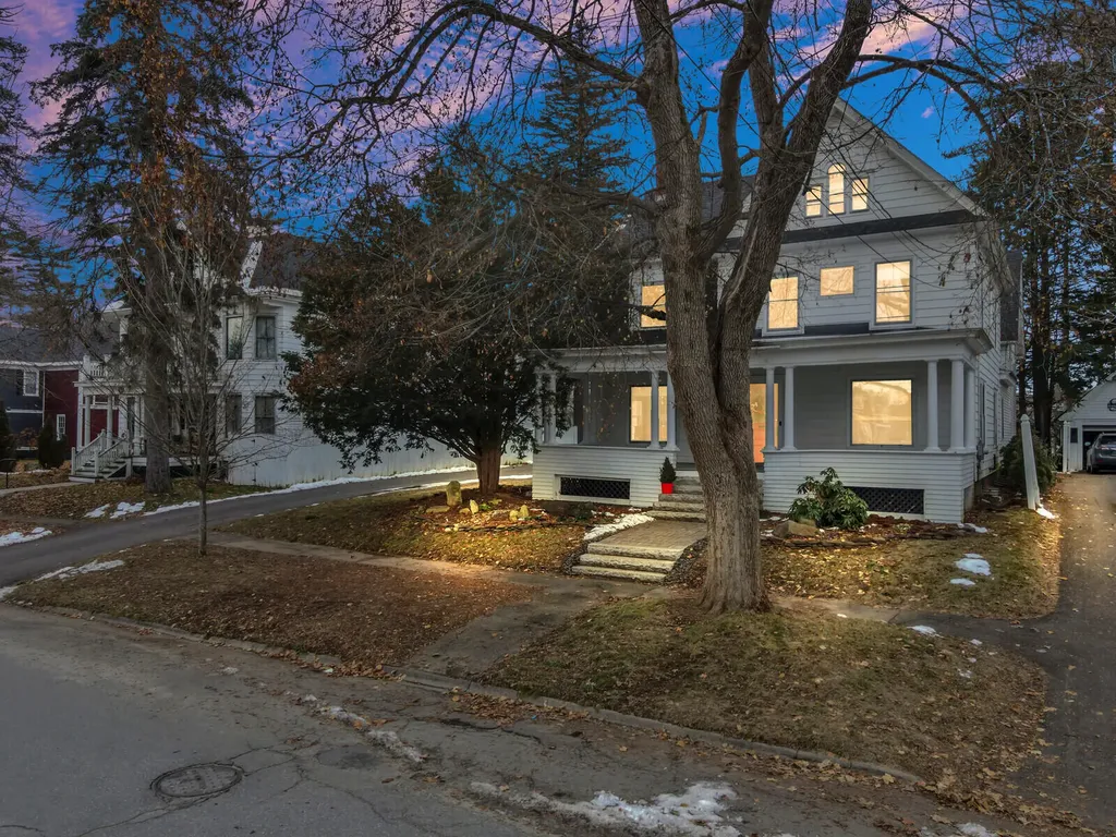 38 Burleigh Street Waterville ME 04901