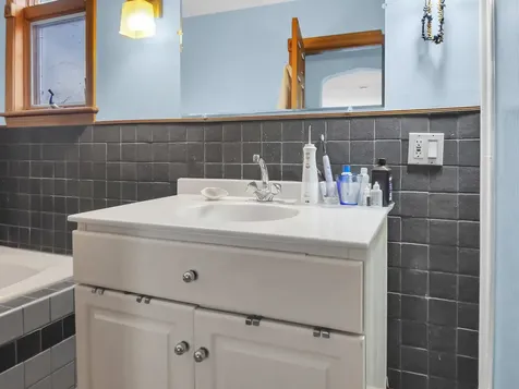 38 Burleigh Street Waterville ME 04901