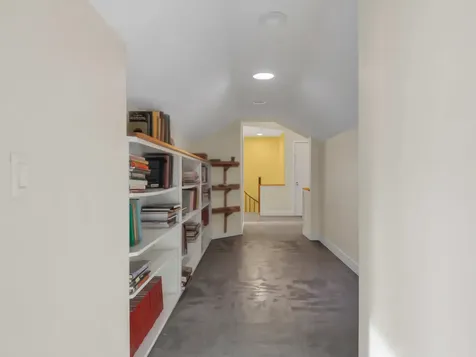 38 Burleigh Street Waterville ME 04901