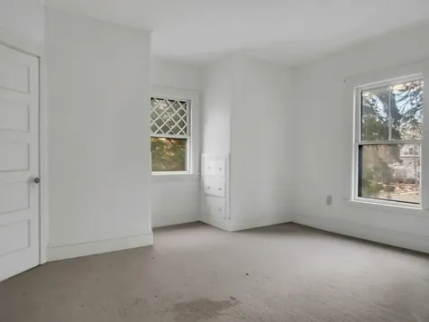 38 Burleigh Street Waterville ME 04901