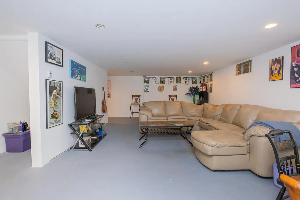 116 Cherrywood Lane Farmington ME 04938