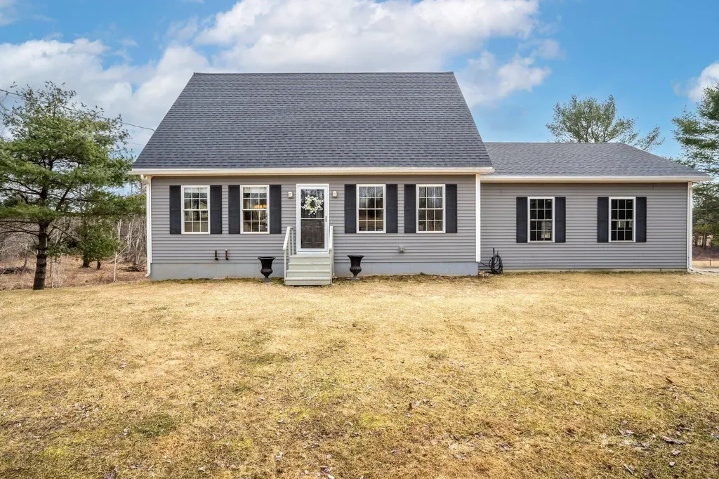 494 Wingood Road Windsor ME 04363