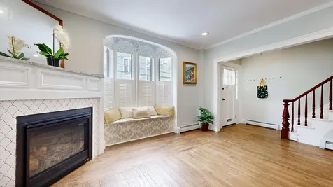 14 Dow Street Portland ME 04102