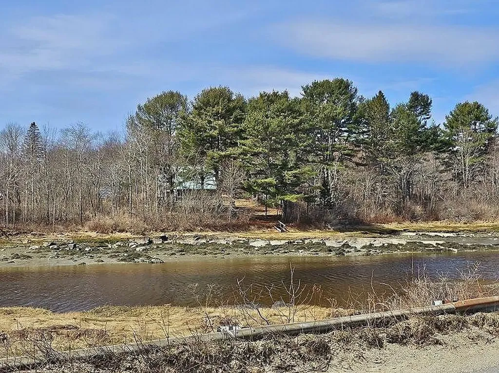 57 Salt Pond Road Friendship ME 04547