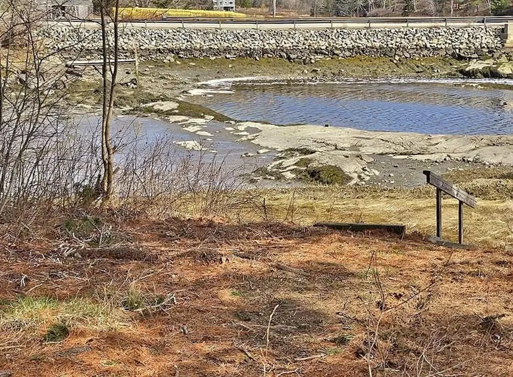 57 Salt Pond Road Friendship ME 04547