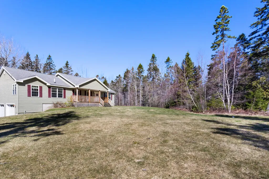 26 Thundermist Road Bar Harbor ME 04609