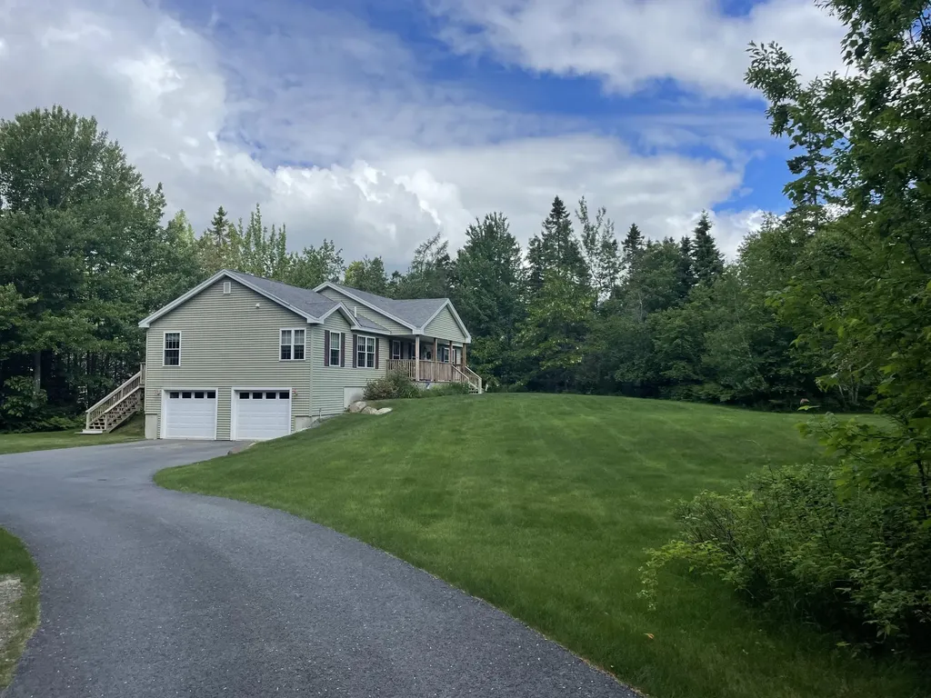 26 Thundermist Road Bar Harbor ME 04609