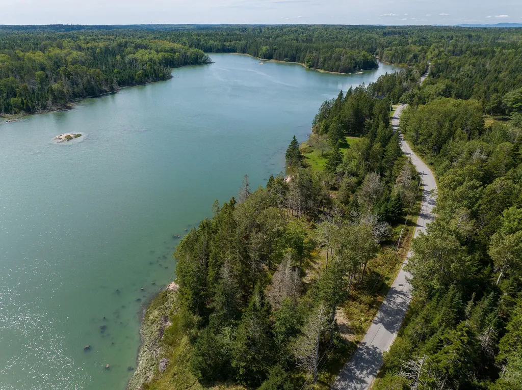 M13 L52-2 Fish Creek Road Deer Isle ME 04627