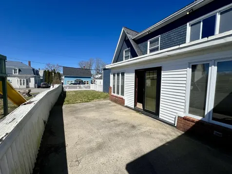 35 Oak Street Biddeford ME 04005