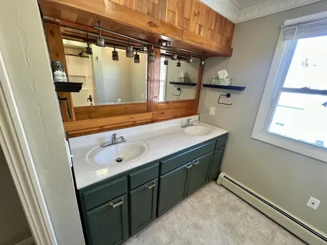 35 Oak Street Biddeford ME 04005