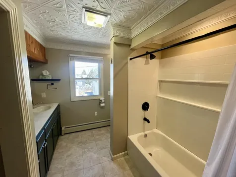 35 Oak Street Biddeford ME 04005