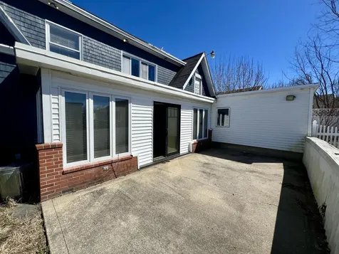 35 Oak Street Biddeford ME 04005