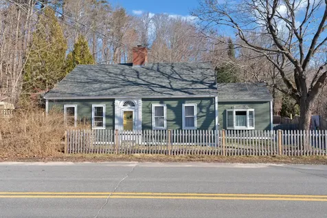 25 Summer Street Topsham ME 04086