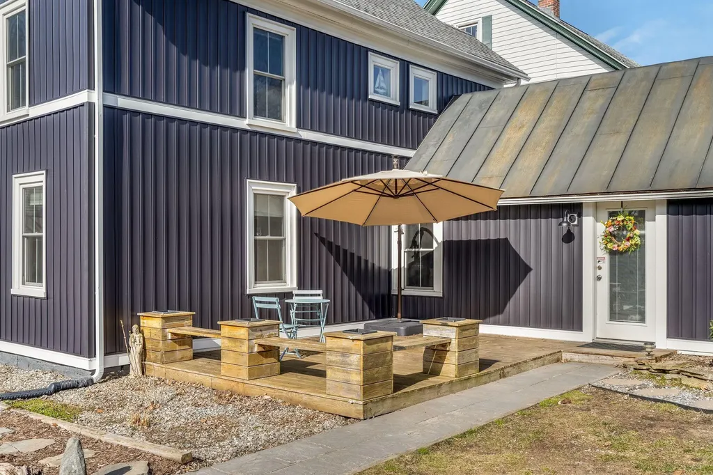 60 Water Street Brunswick ME 04011