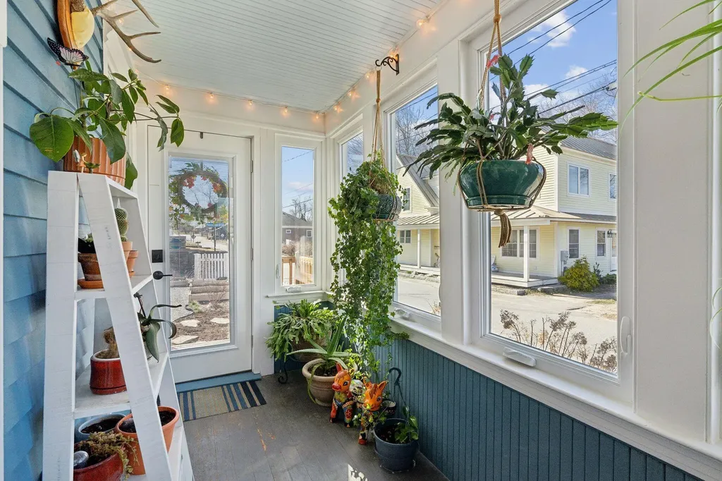 60 Water Street Brunswick ME 04011