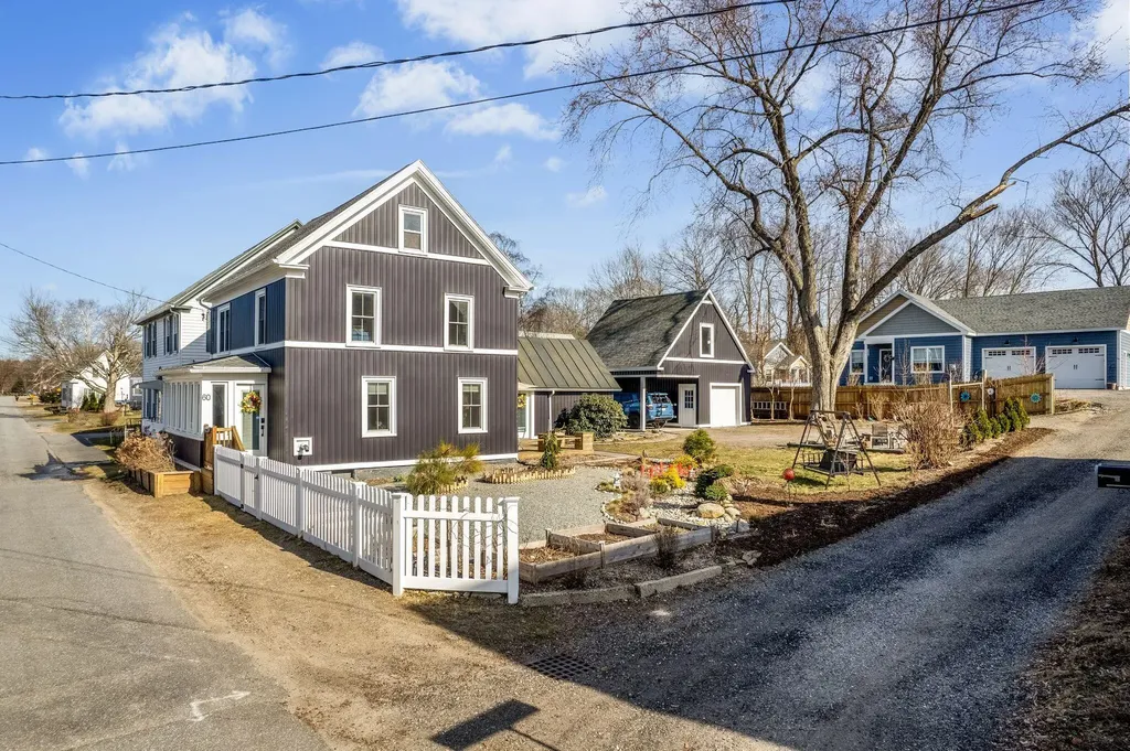 60 Water Street Brunswick ME 04011