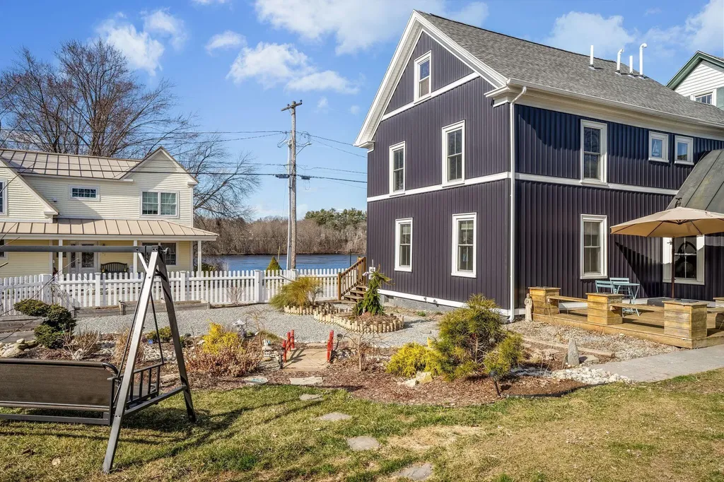 60 Water Street Brunswick ME 04011