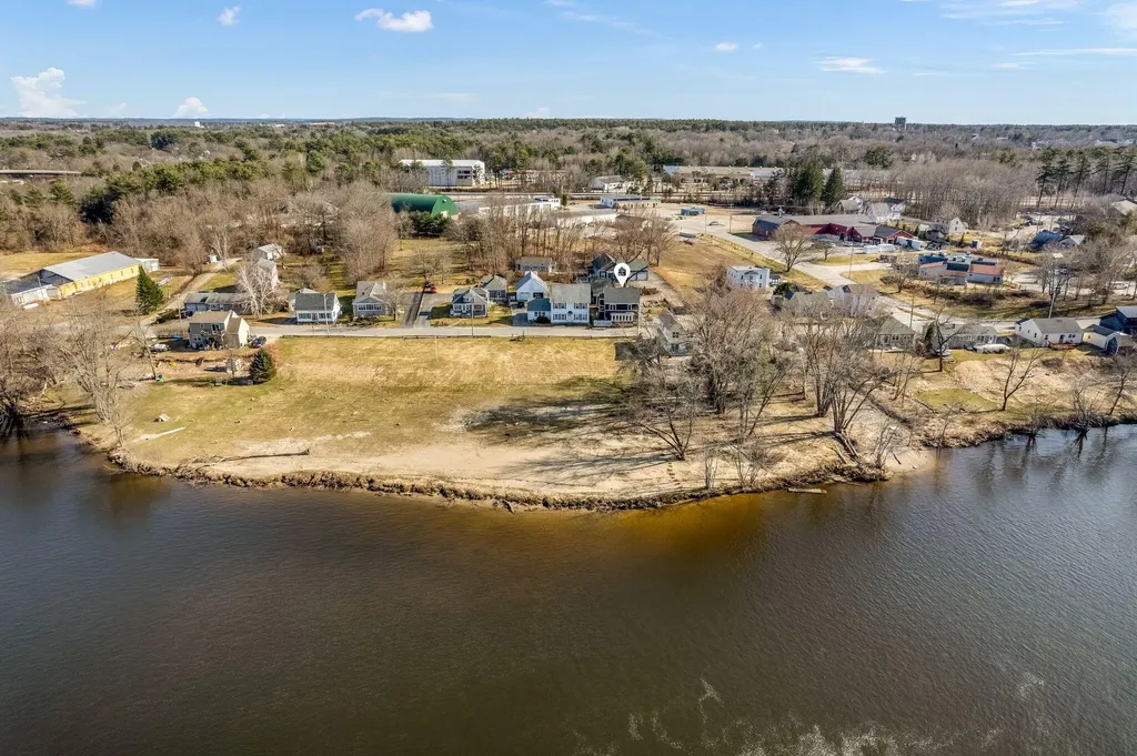 60 Water Street Brunswick ME 04011