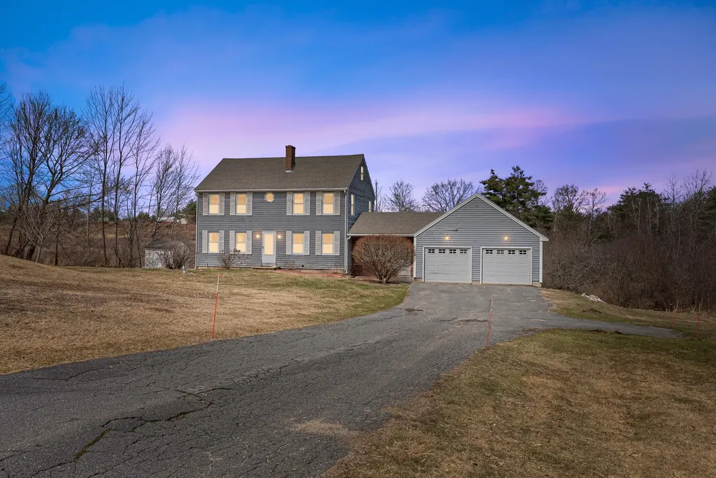 19 Shirley Lane Gorham ME 04038